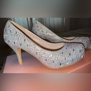 Bella Luna MYRA Rhinestone Heels Women’s Size 7.5 Gently used /no box